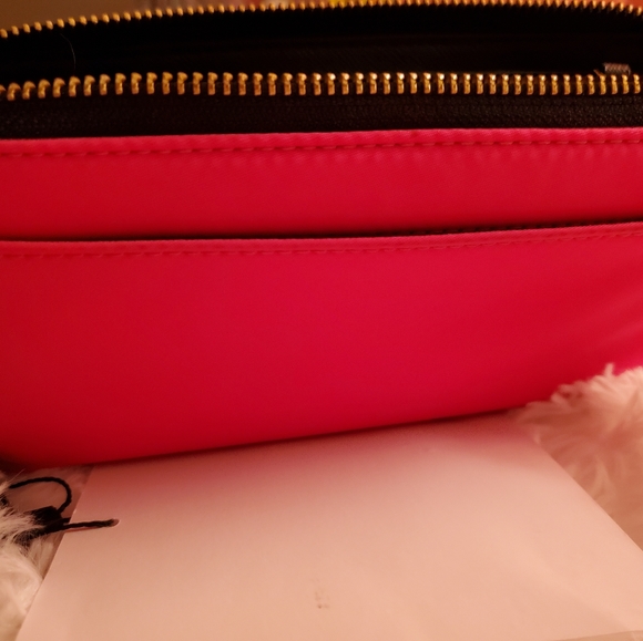 Wallet - Picture 4 of 4